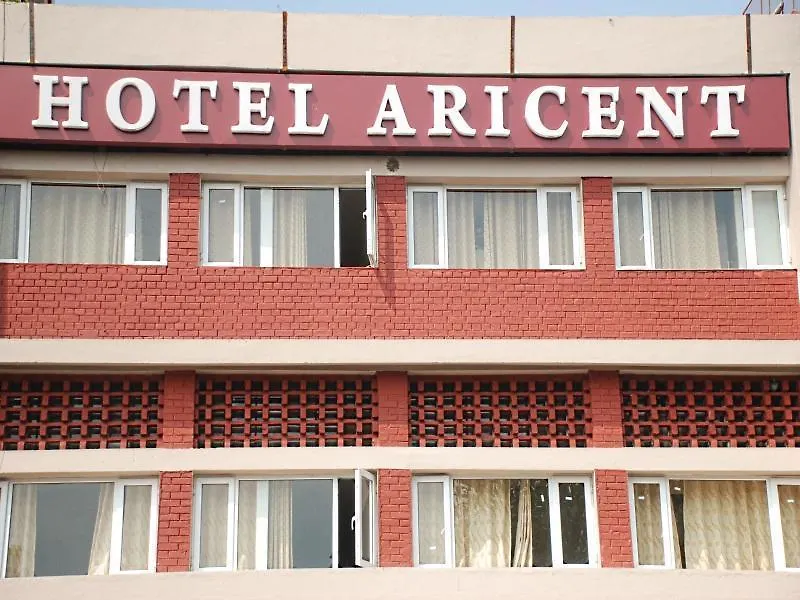 Hotel Aricent Chandīgarh 2*,  印度