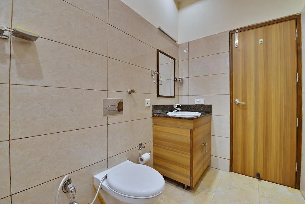 Hotel Aricent Chandīgarh 2*,